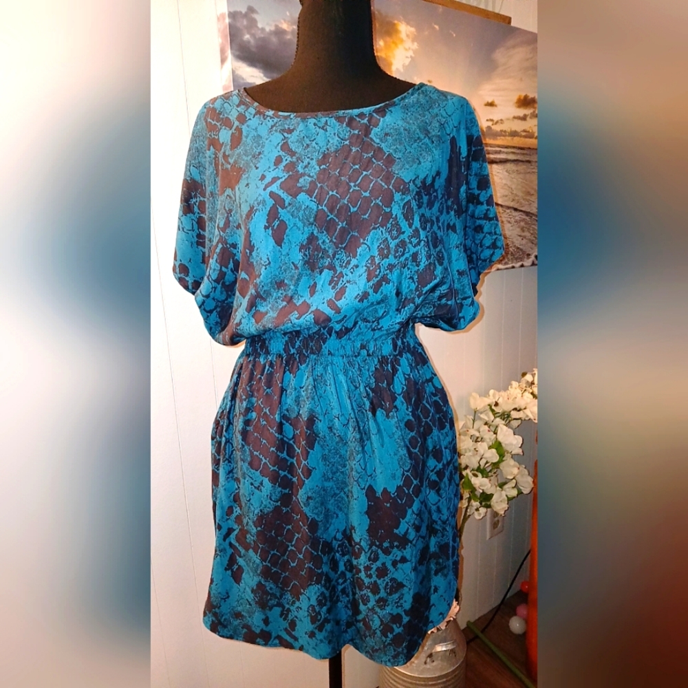 Express stretchy black and blue dress. Size small - Picture 1 of 3
